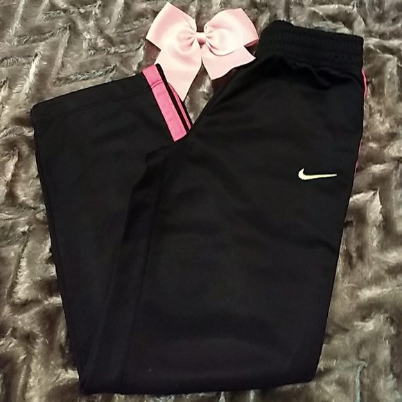 Nike Other - 🎉HOST PICK 🎉💜Nike Joggers💜